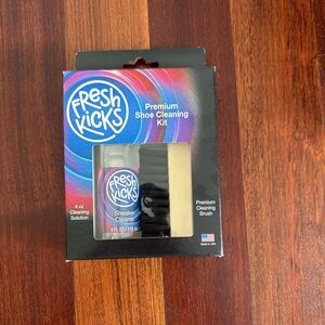Fresh kicks shoe cleaning kit